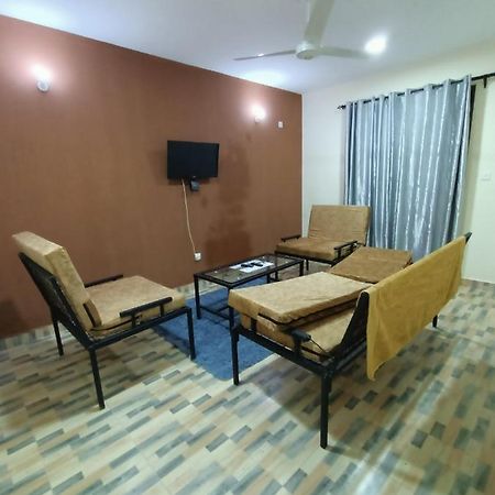 1 Bedroom Fully Furnished Luxurious Apartment Voi Town エクステリア 写真