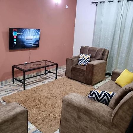 1 Bedroom Fully Furnished Luxurious Apartment Voi Town エクステリア 写真