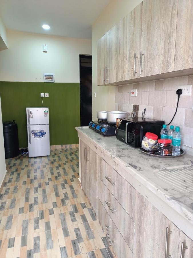 1 Bedroom Fully Furnished Luxurious Apartment Voi Town エクステリア 写真
